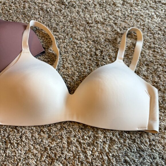 Knix lightly lined bras - Size 1 - Bundle of 2 - Picture 2 of 5